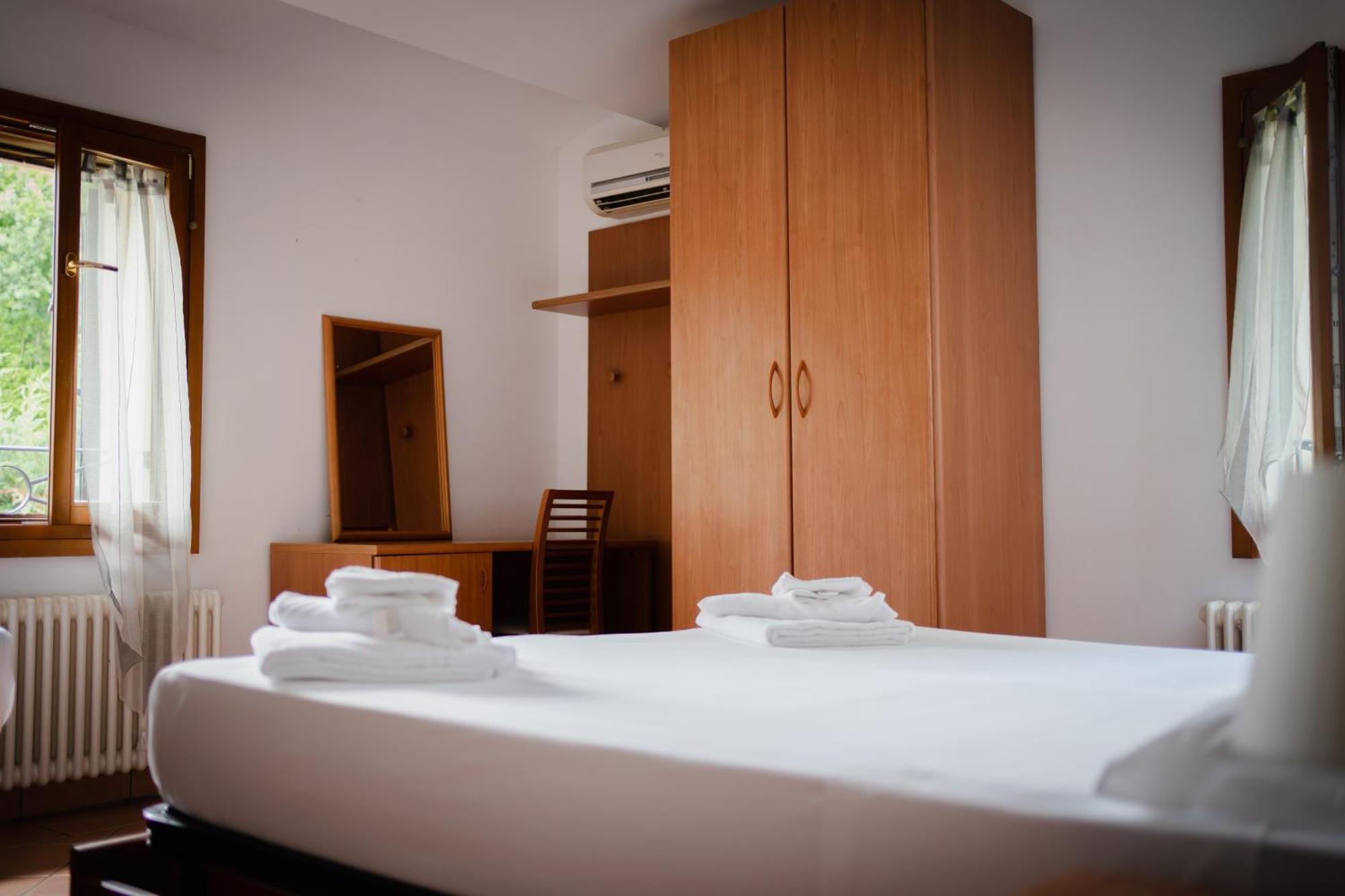 Spiedo Imperiale - Locanda E Ristorante โคติญญอลา ภายนอก รูปภาพ